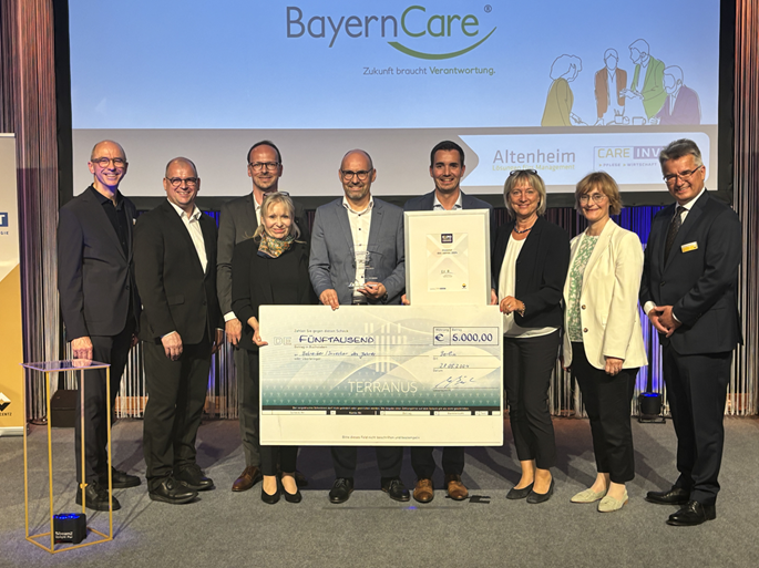 Erlangen/Berlin: BayernCare wird "Investor des Jahres"